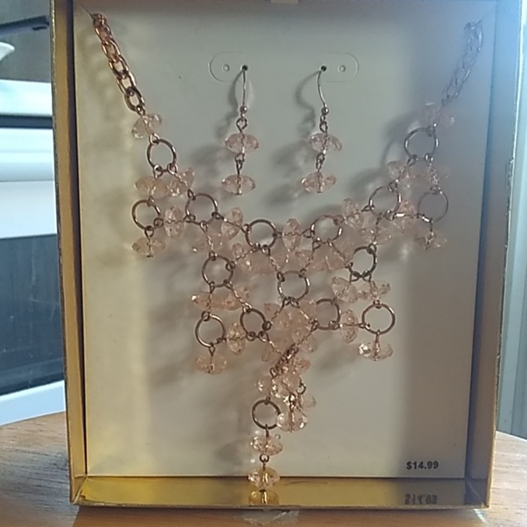 Necklace set - Picture 3 of 4